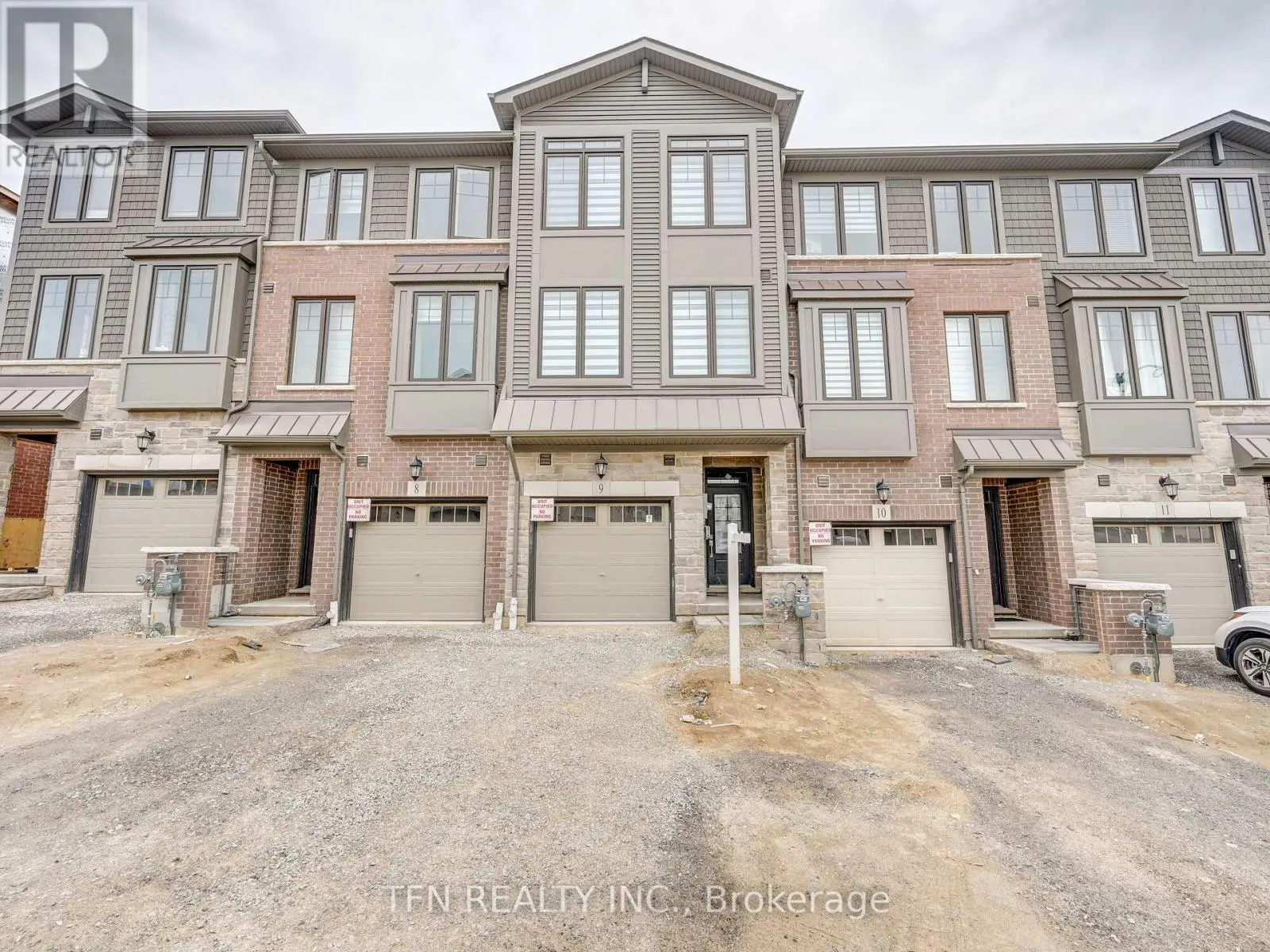 9 - 10 BIRMINGHAM DRIVE