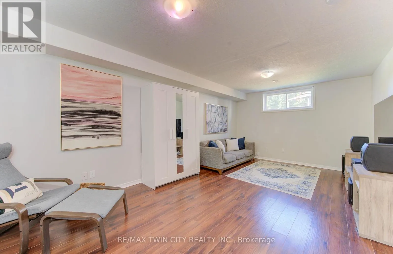 224 SUNNY MEADOW COURT