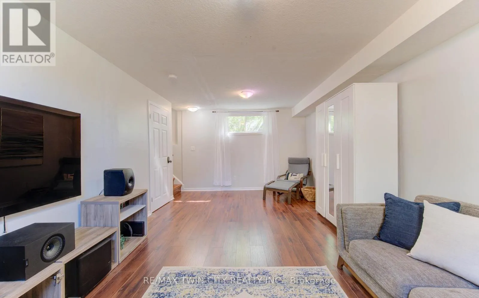 224 SUNNY MEADOW COURT