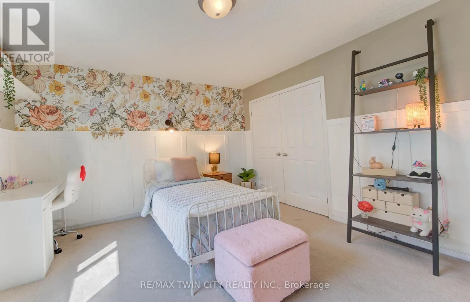 224 SUNNY MEADOW COURT