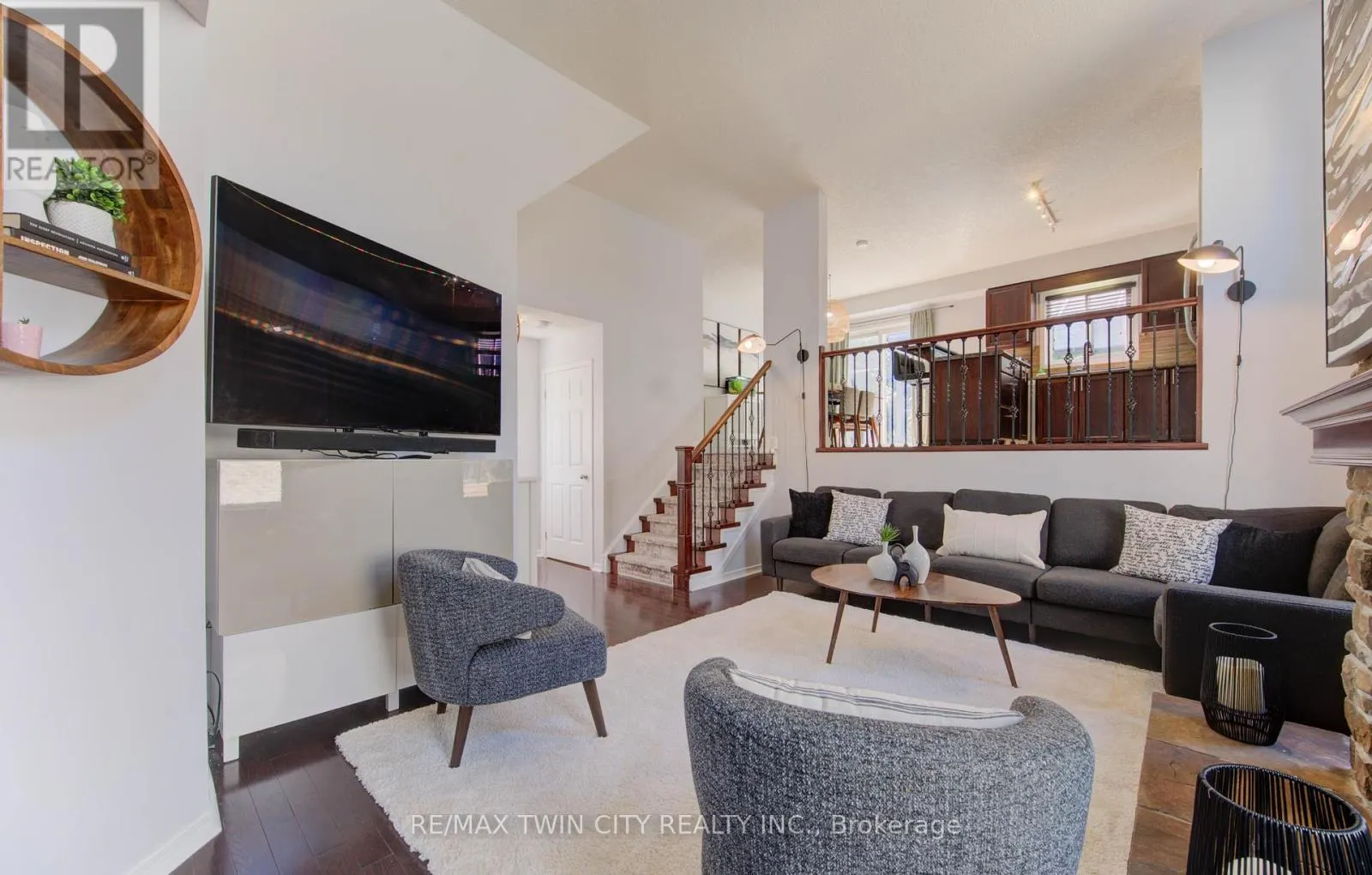 224 SUNNY MEADOW COURT