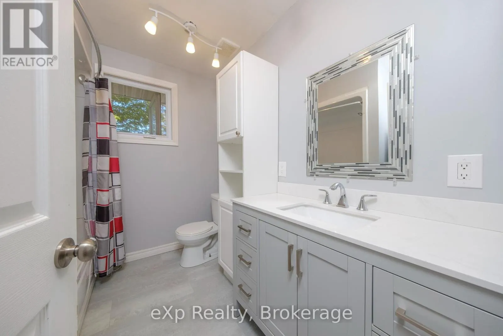 526 THEDE DRIVE