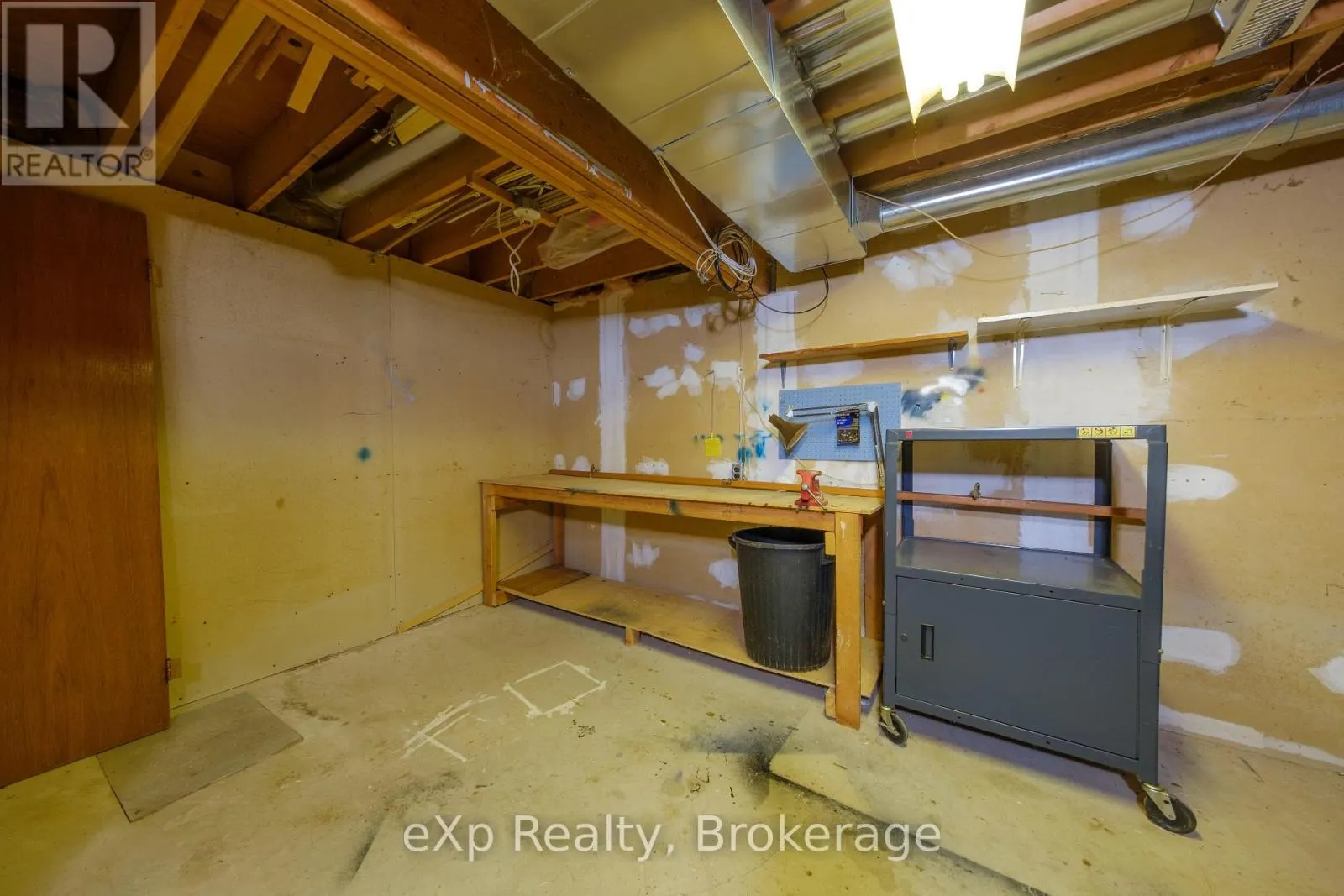526 THEDE DRIVE