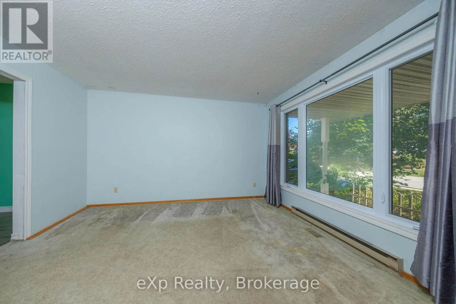 526 THEDE DRIVE