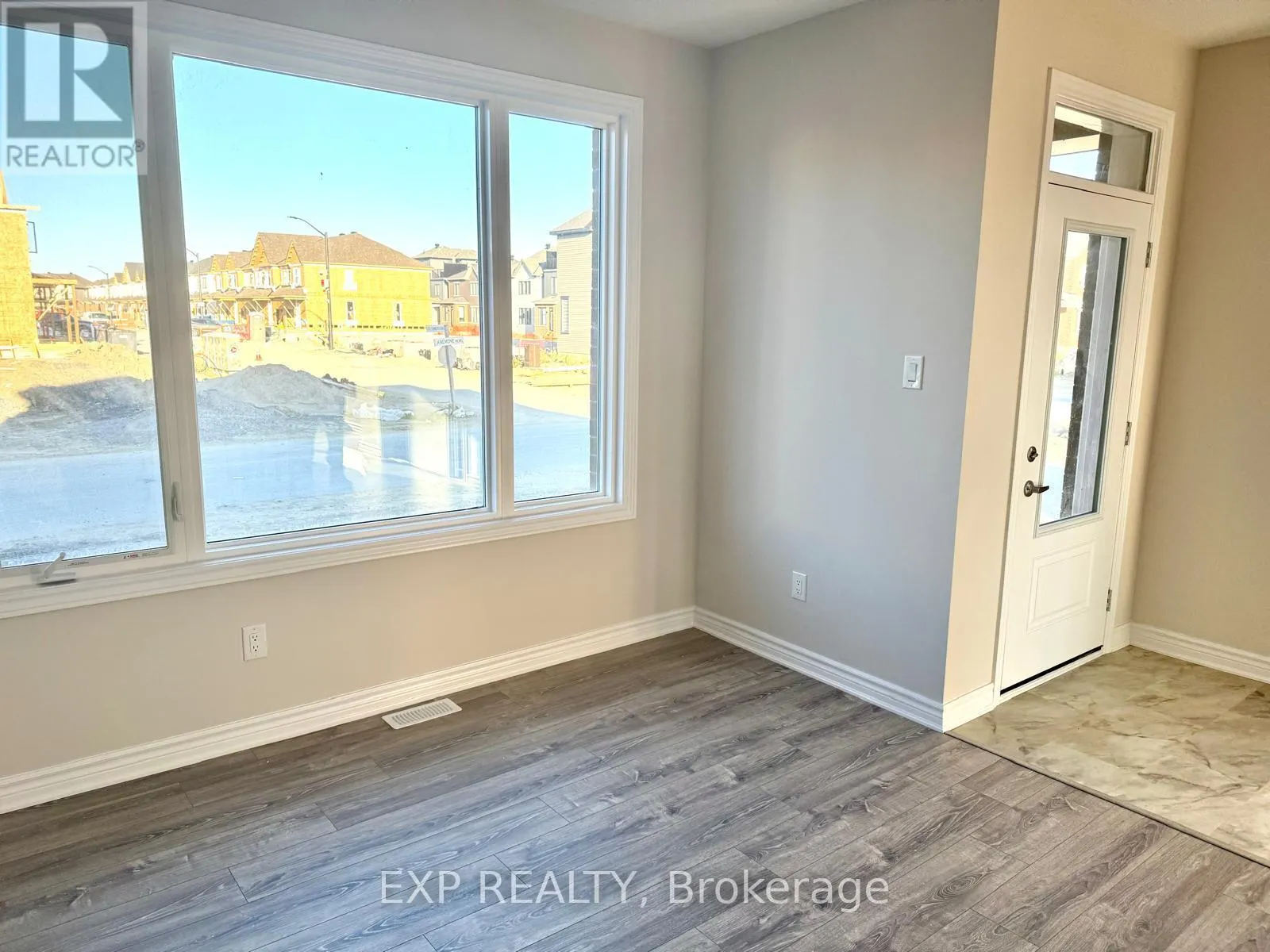 805 ANEMONE MEWS