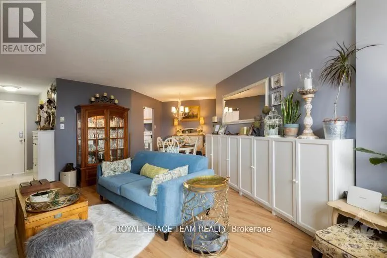1101 - 1025 GRENON AVENUE