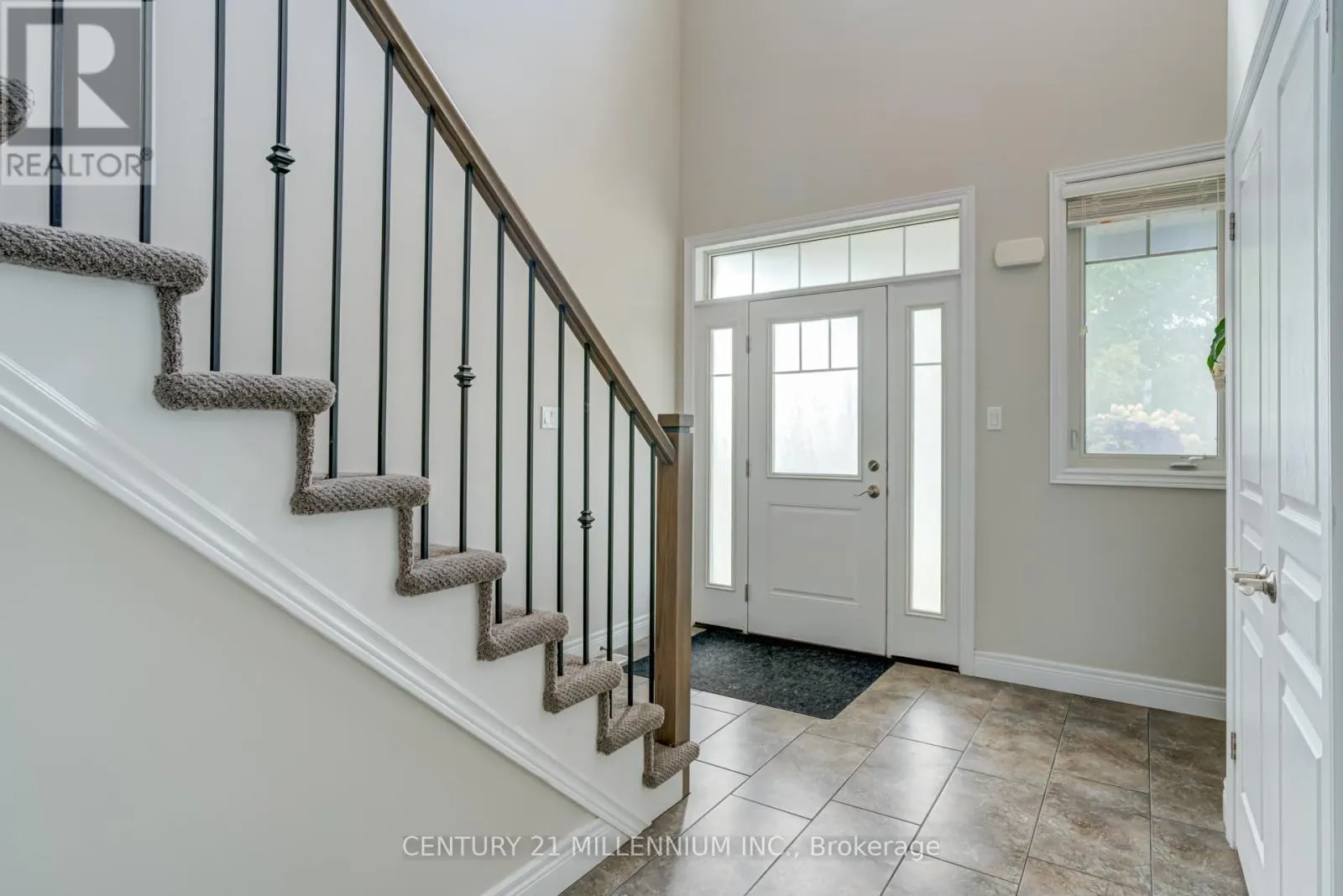 91 TAYLOR DRIVE