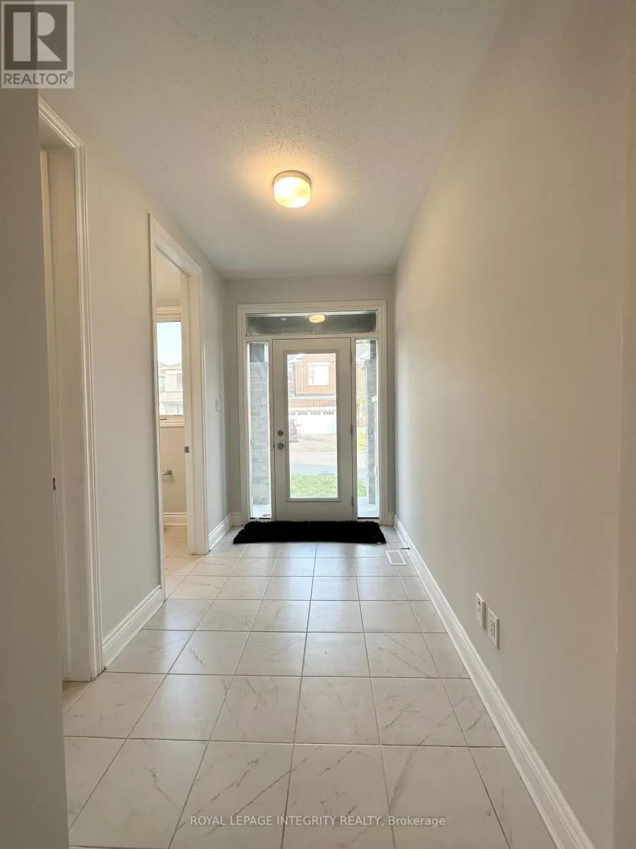 205 YEARLING CIRCLE