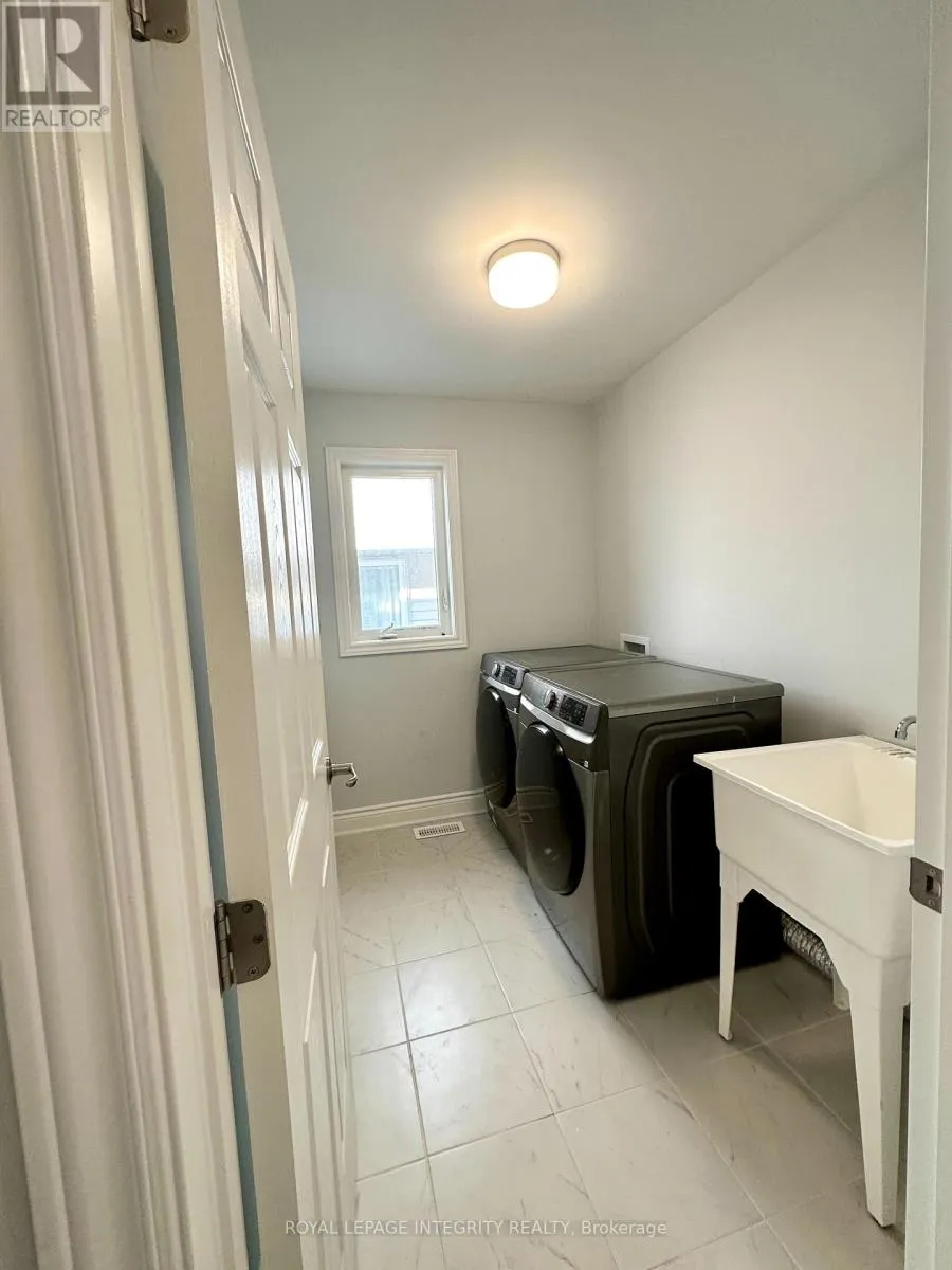 205 YEARLING CIRCLE