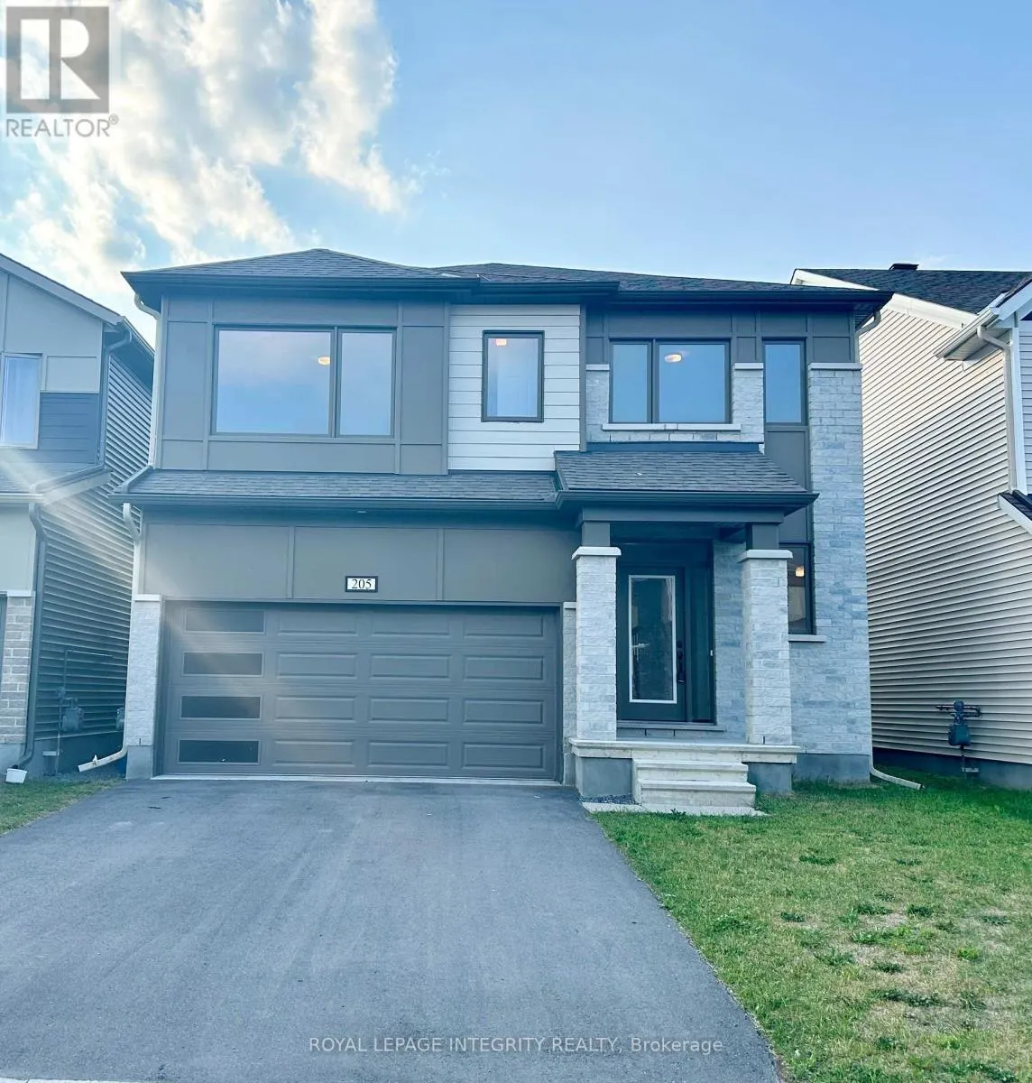 205 YEARLING CIRCLE