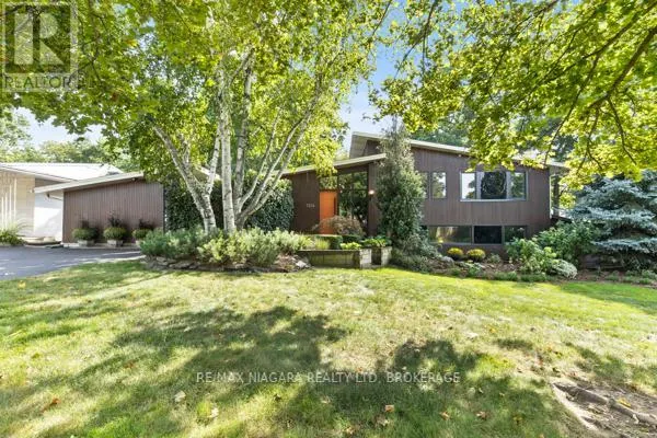 10 MARWOOD CIRCLE