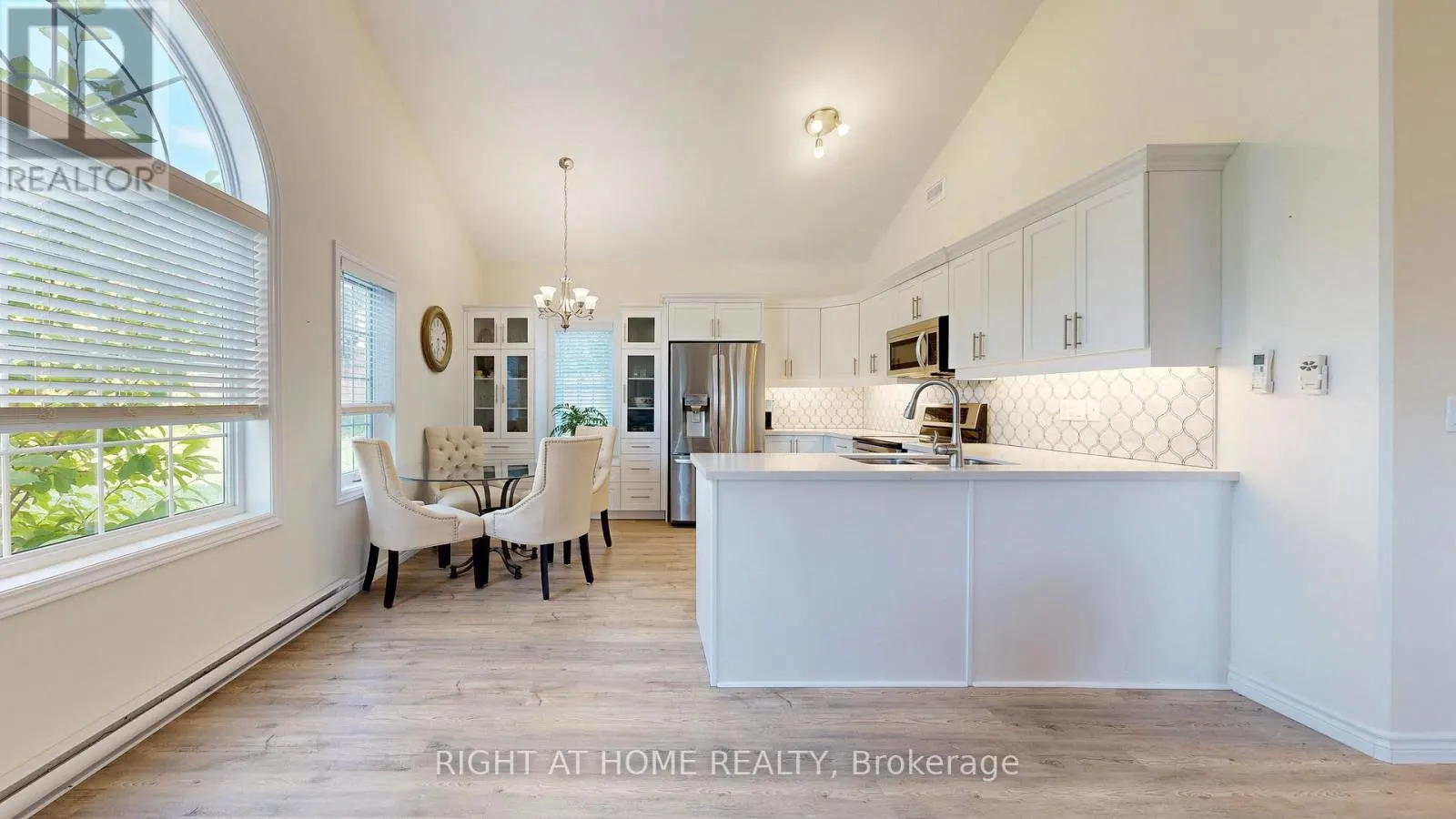 402 - 295 DENSMORE ROAD