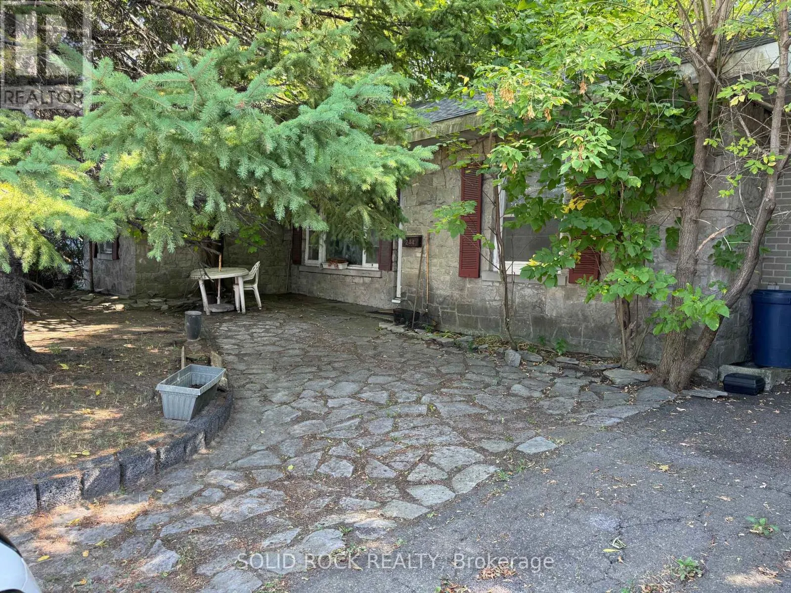 244 SMYTH ROAD