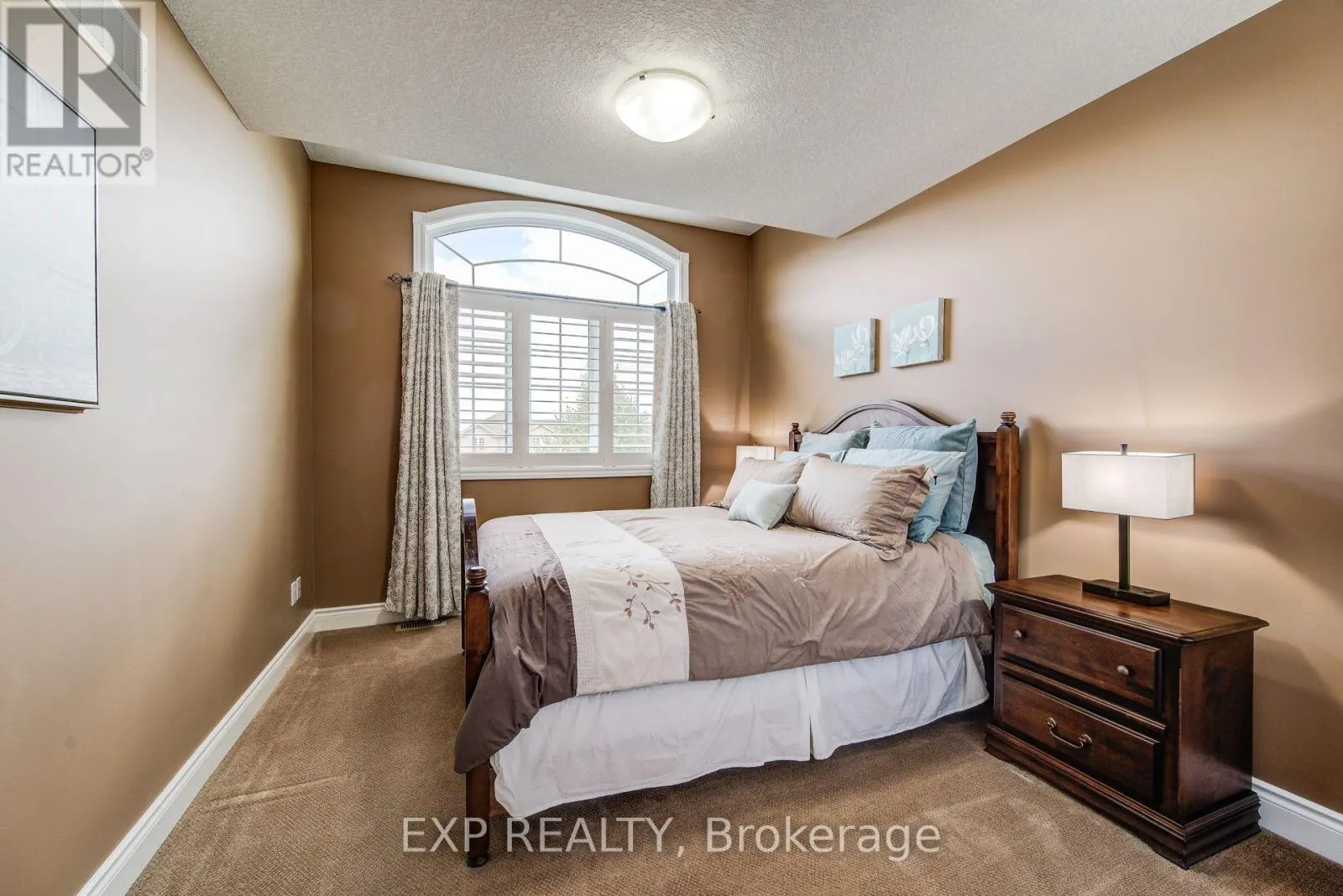 279 ZELLER DRIVE