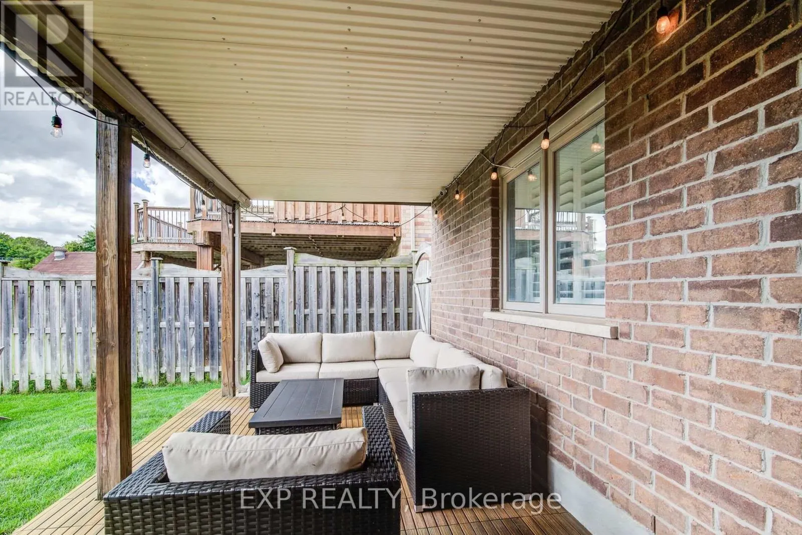 279 ZELLER DRIVE