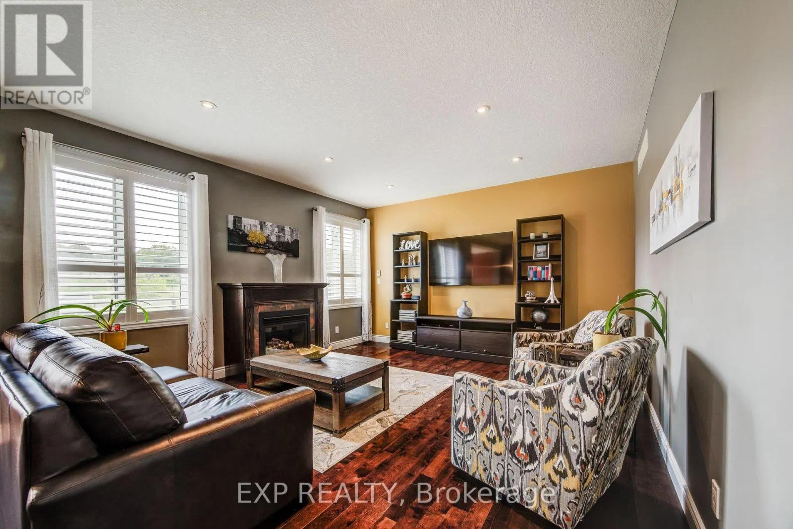 279 ZELLER DRIVE