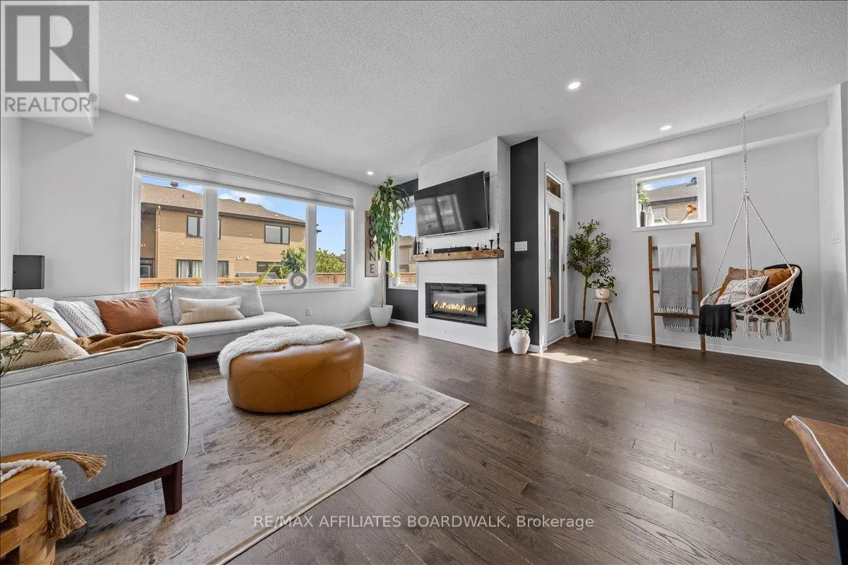 525 DRESSAGE AVENUE
