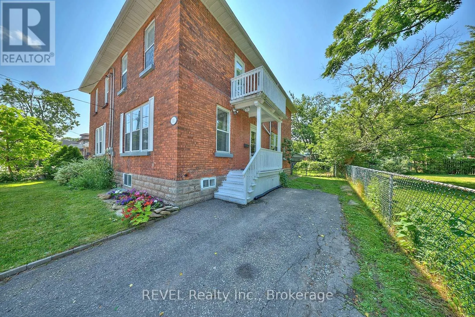 51 GROVE STREET