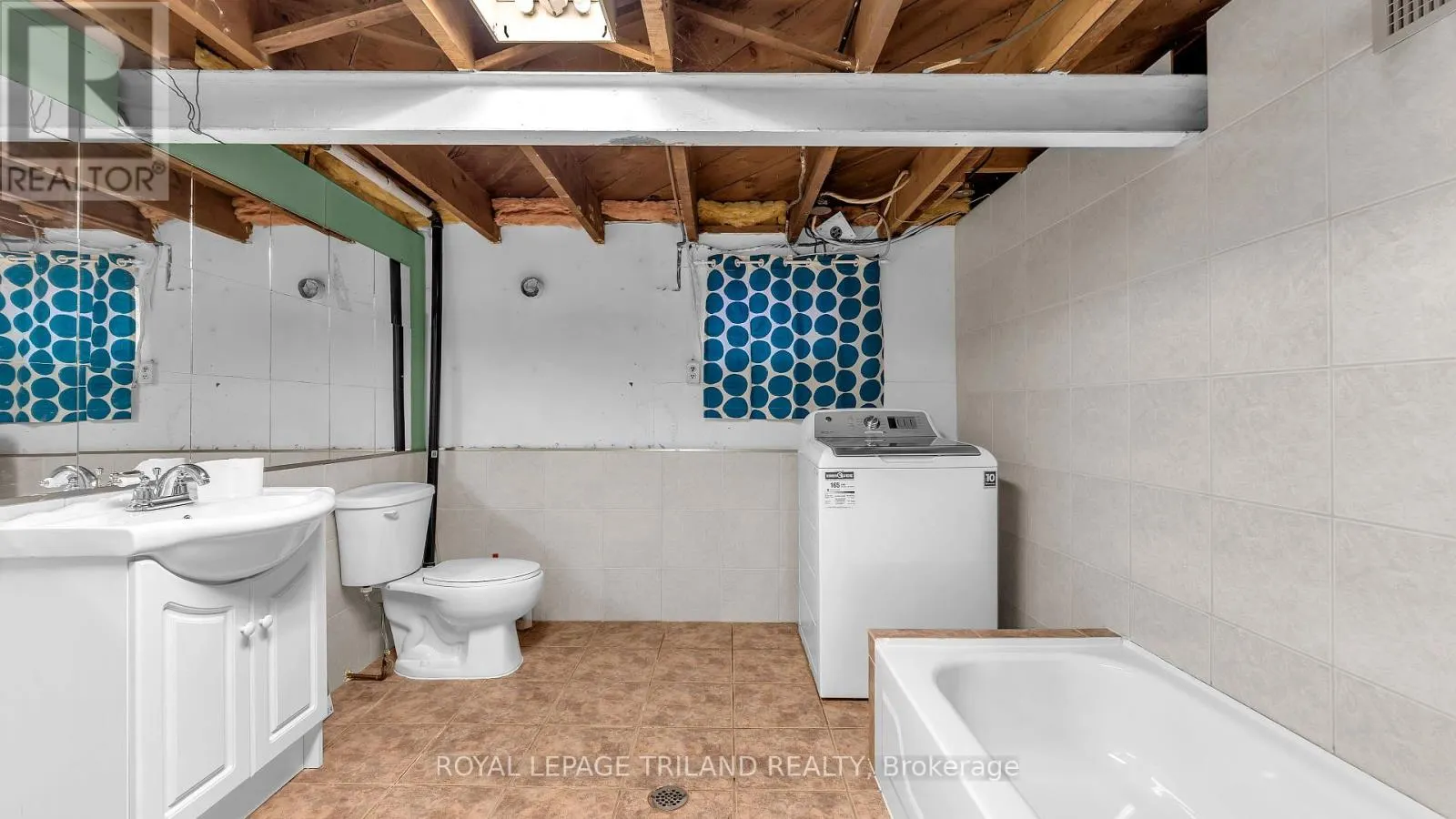 1041 HAMILTON ROAD