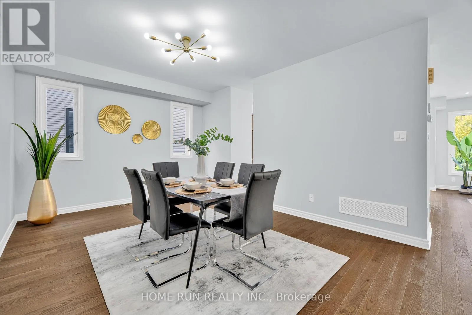 170 ESCARPMENT CRESCENT