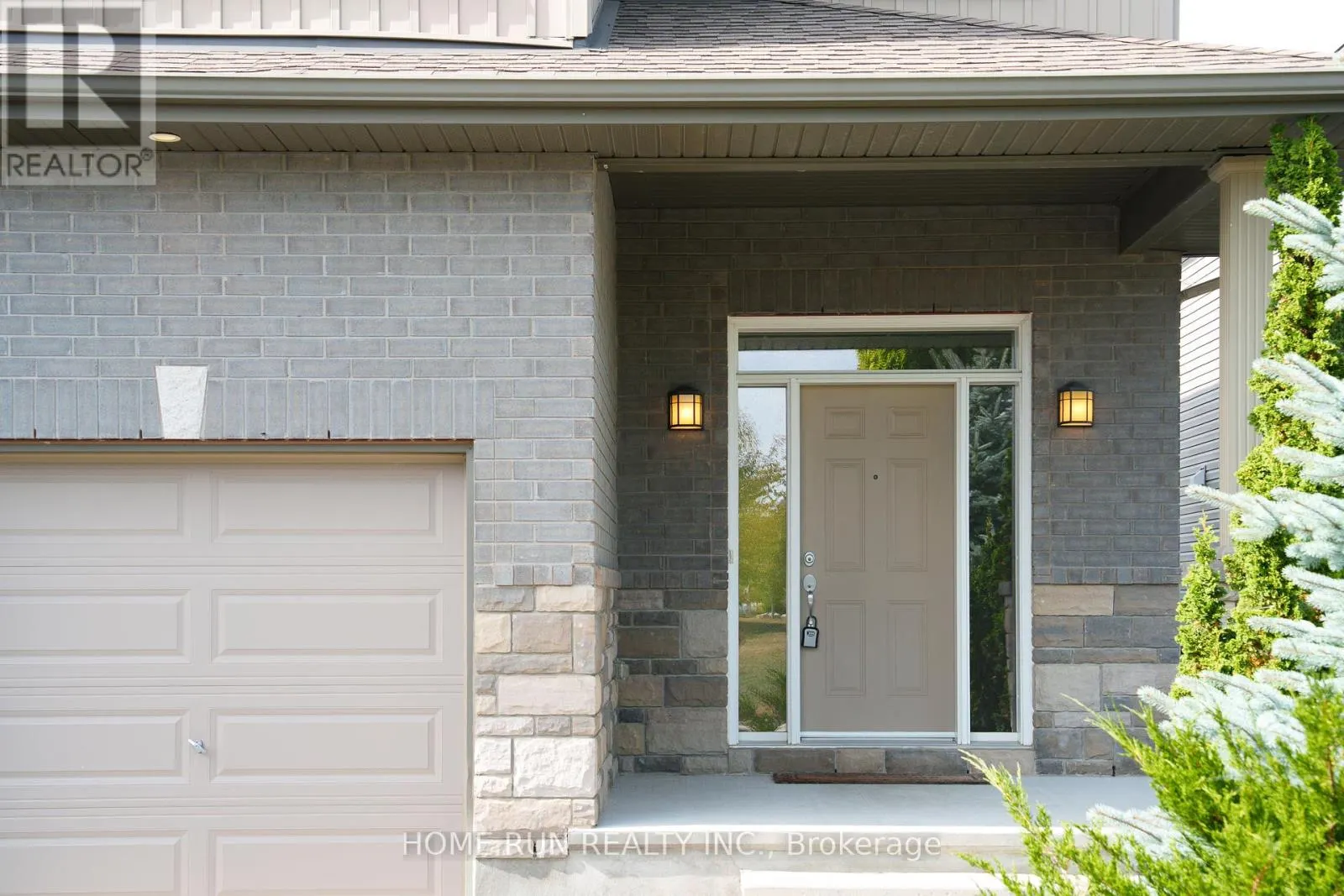 170 ESCARPMENT CRESCENT