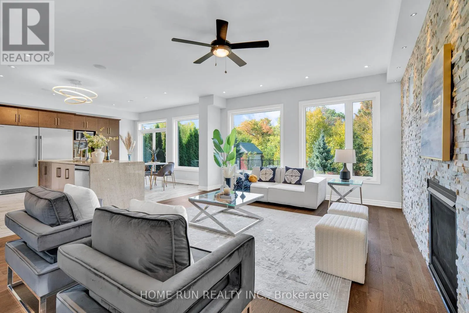170 ESCARPMENT CRESCENT
