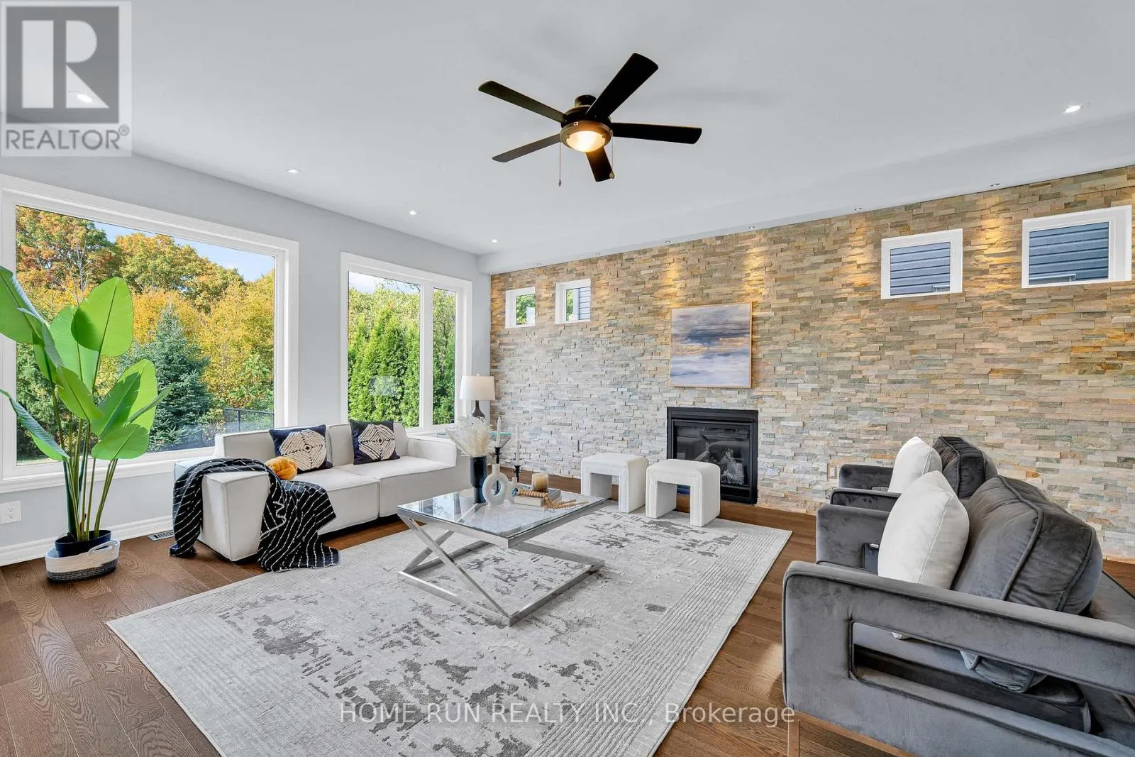 170 ESCARPMENT CRESCENT