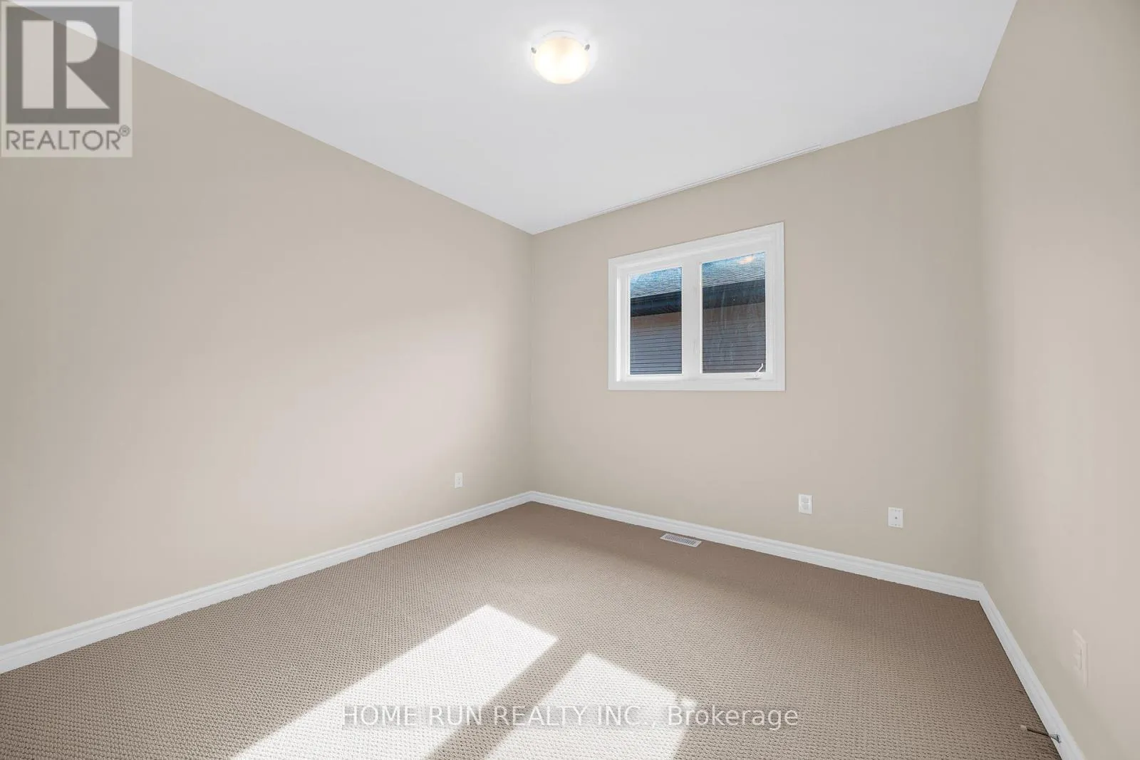 170 ESCARPMENT CRESCENT