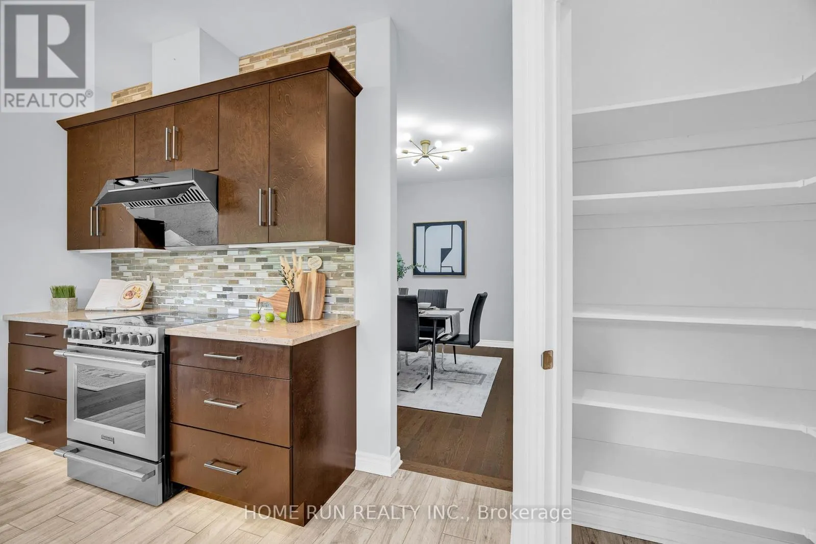 170 ESCARPMENT CRESCENT