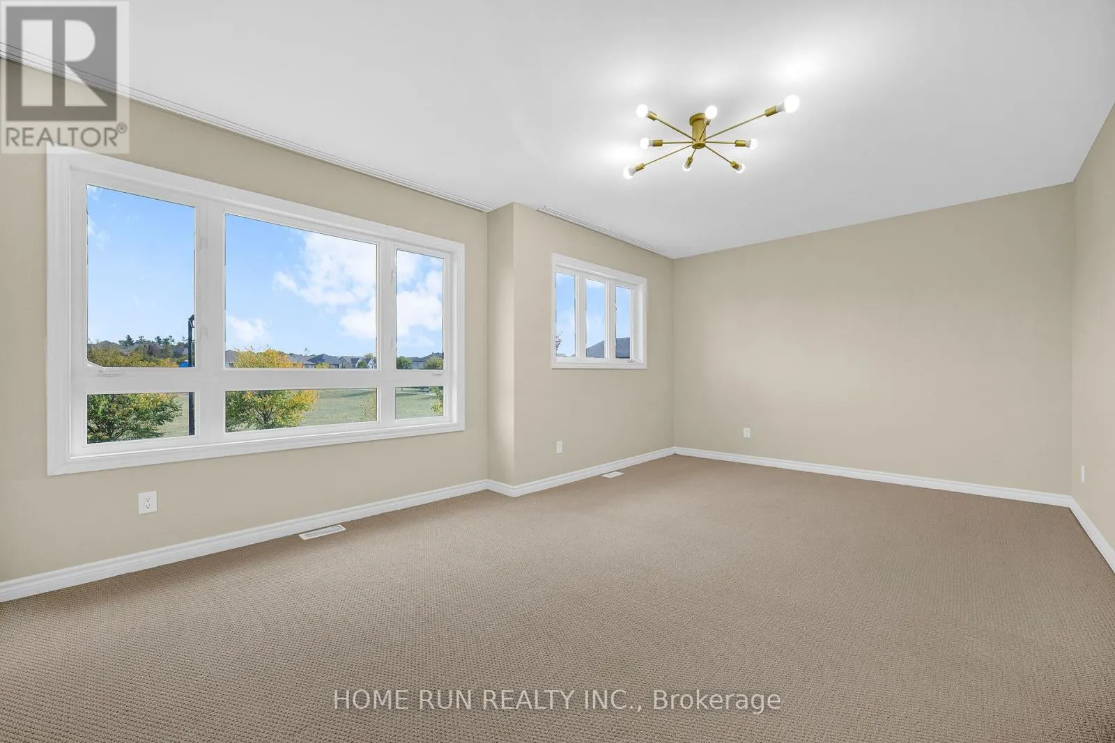 170 ESCARPMENT CRESCENT