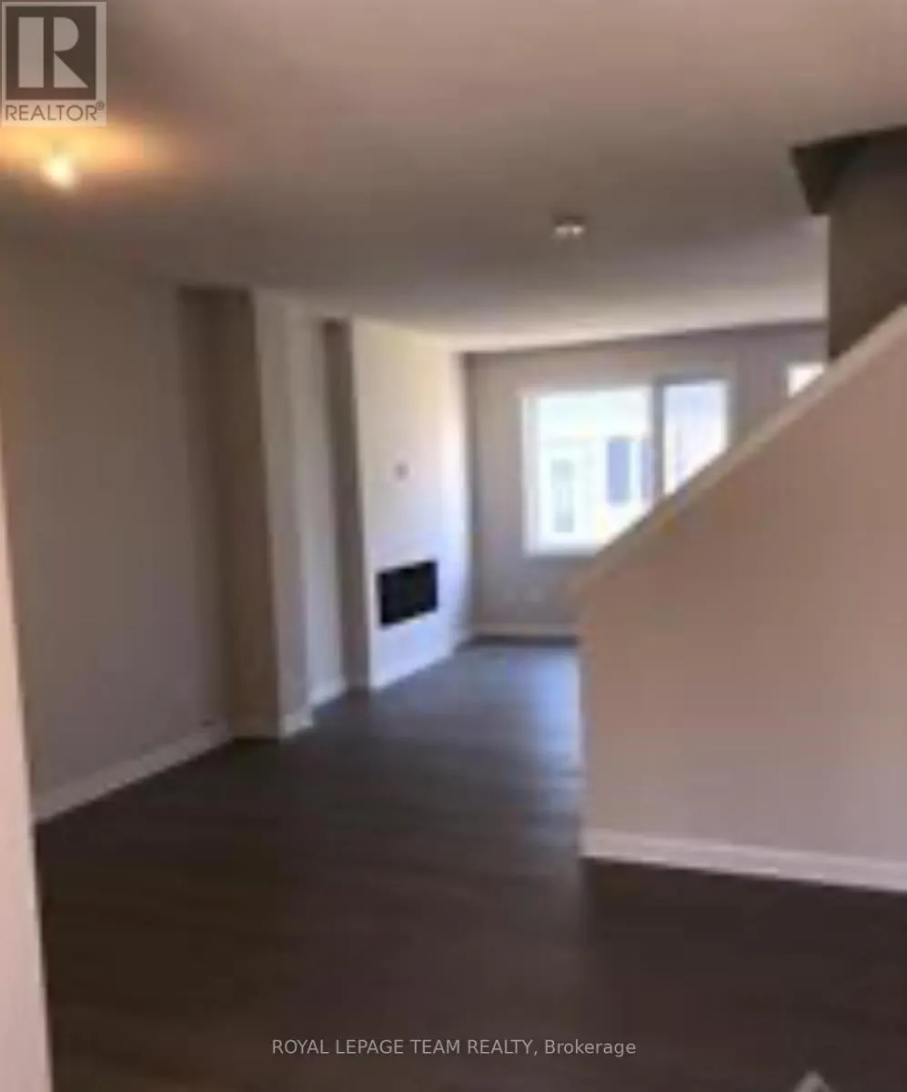 502 LOURY ROW