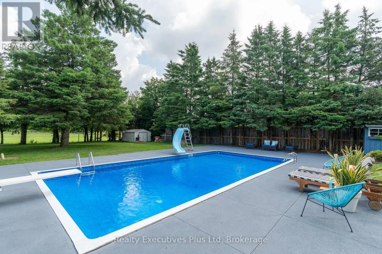 135 CITYVIEW DRIVE