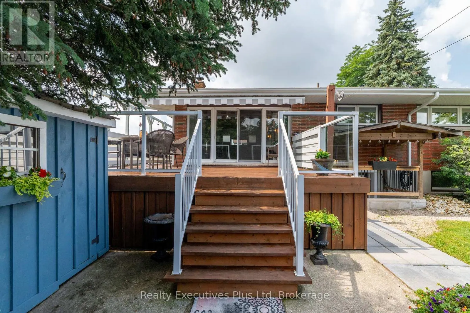 135 CITYVIEW DRIVE