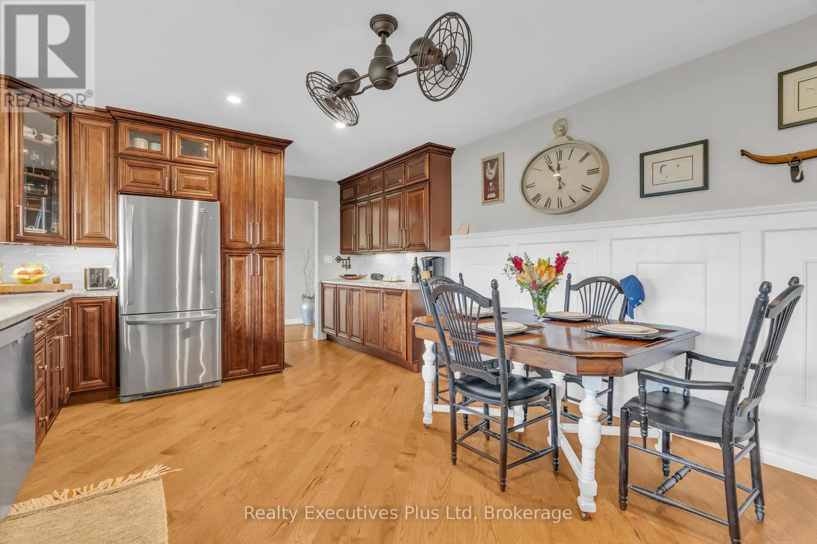 135 CITYVIEW DRIVE