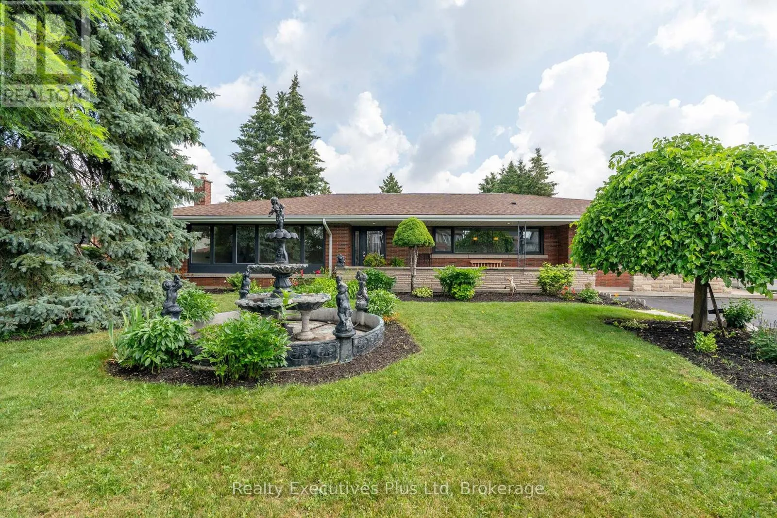 135 CITYVIEW DRIVE