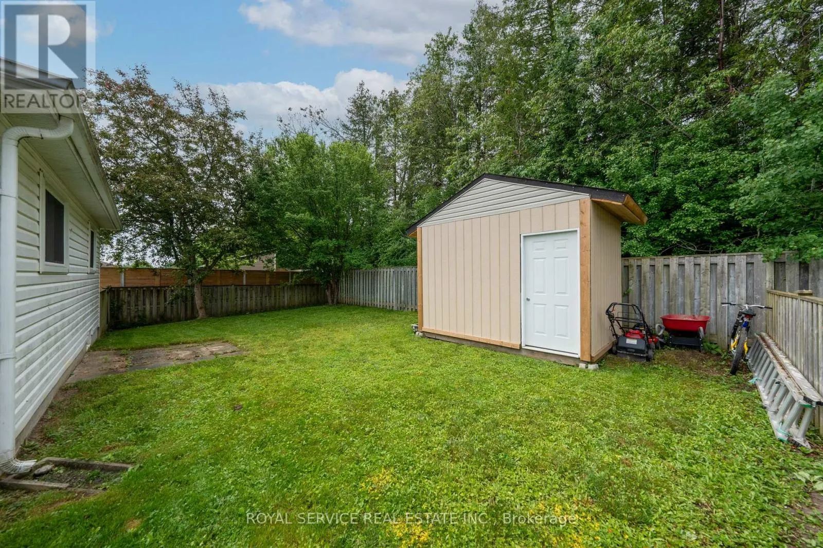 755 GREER CRESCENT