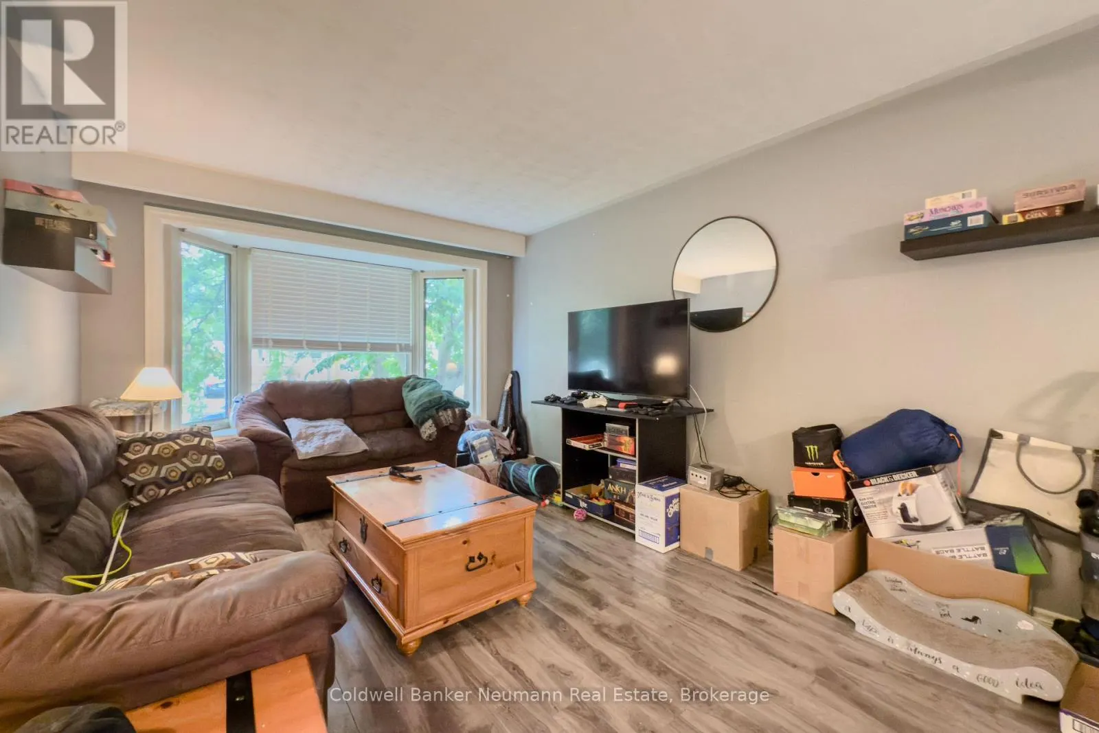 UPPER - 27 JULIA DRIVE, #Upper
