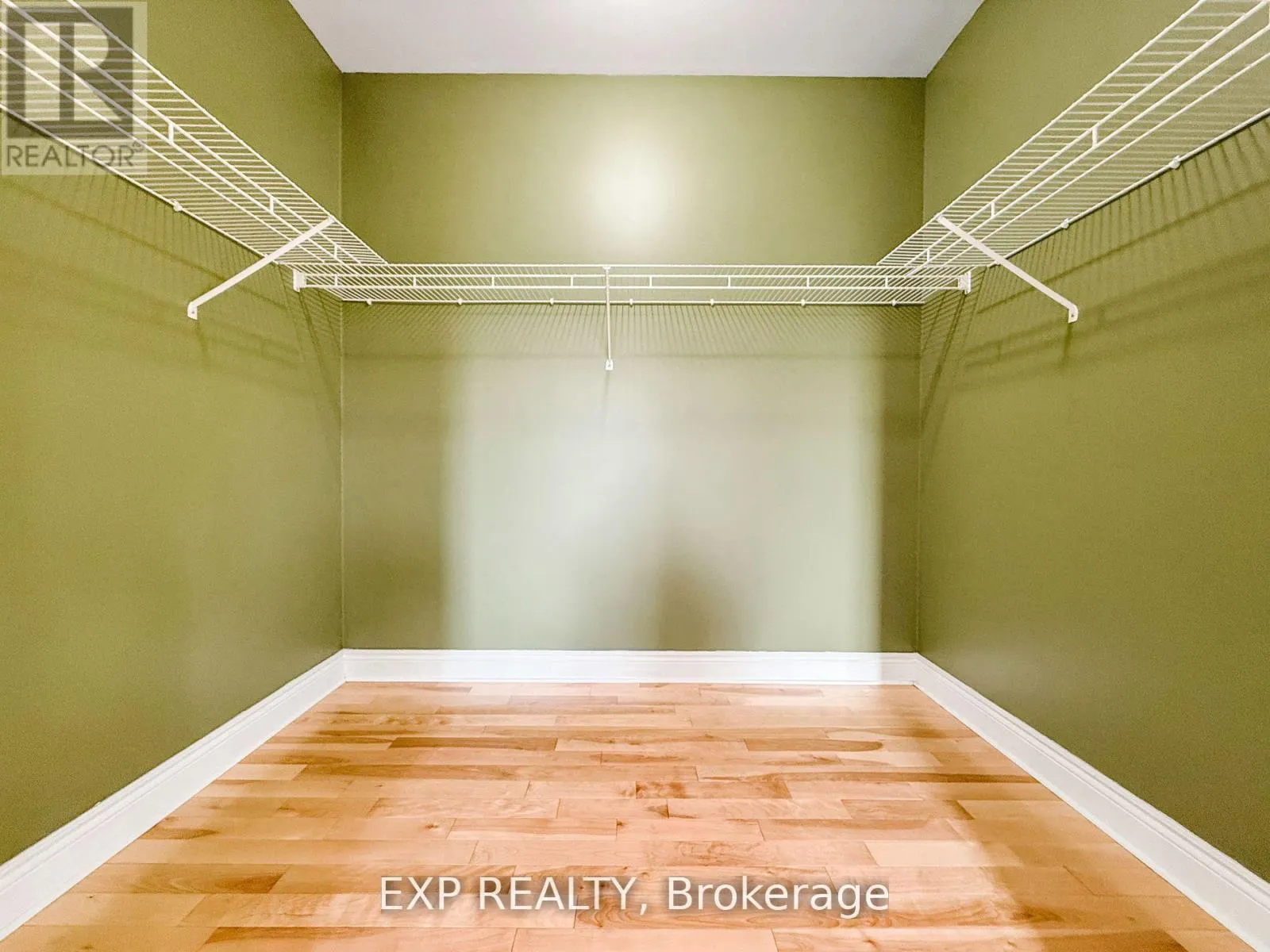296 MONTGOMERY ROAD