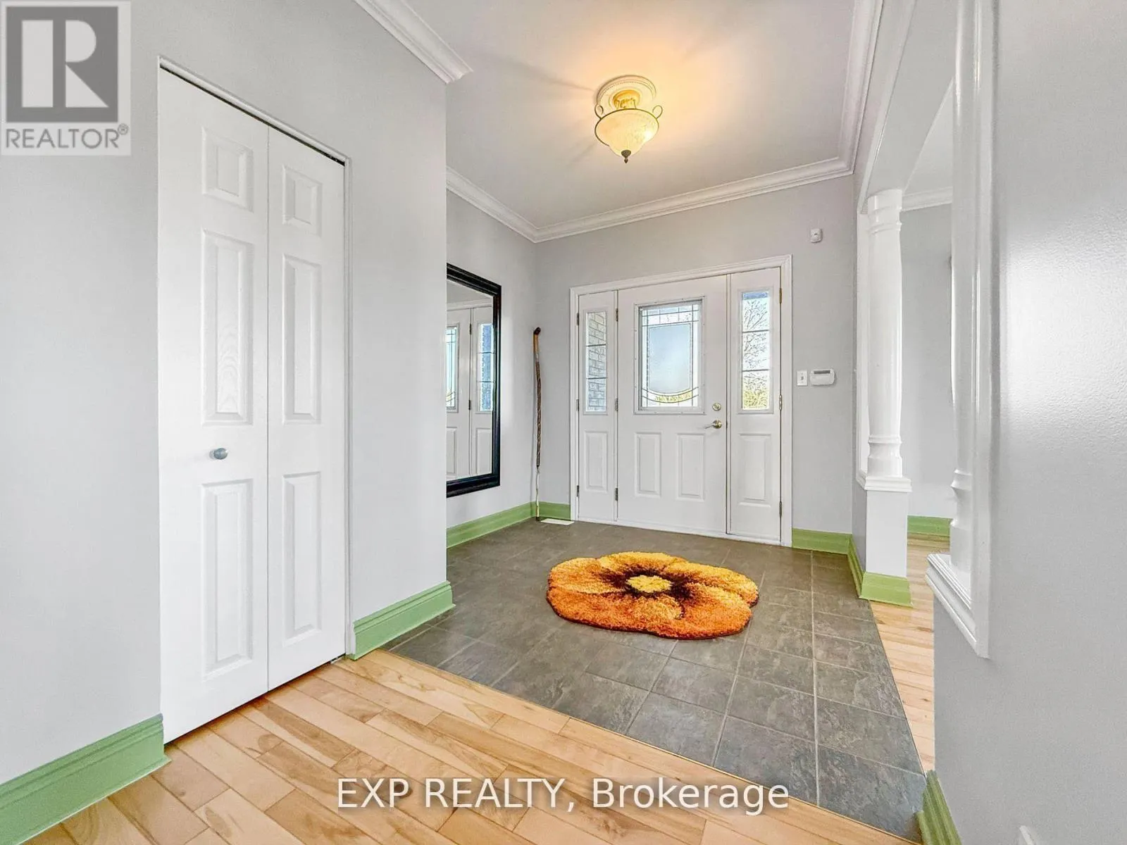 296 MONTGOMERY ROAD