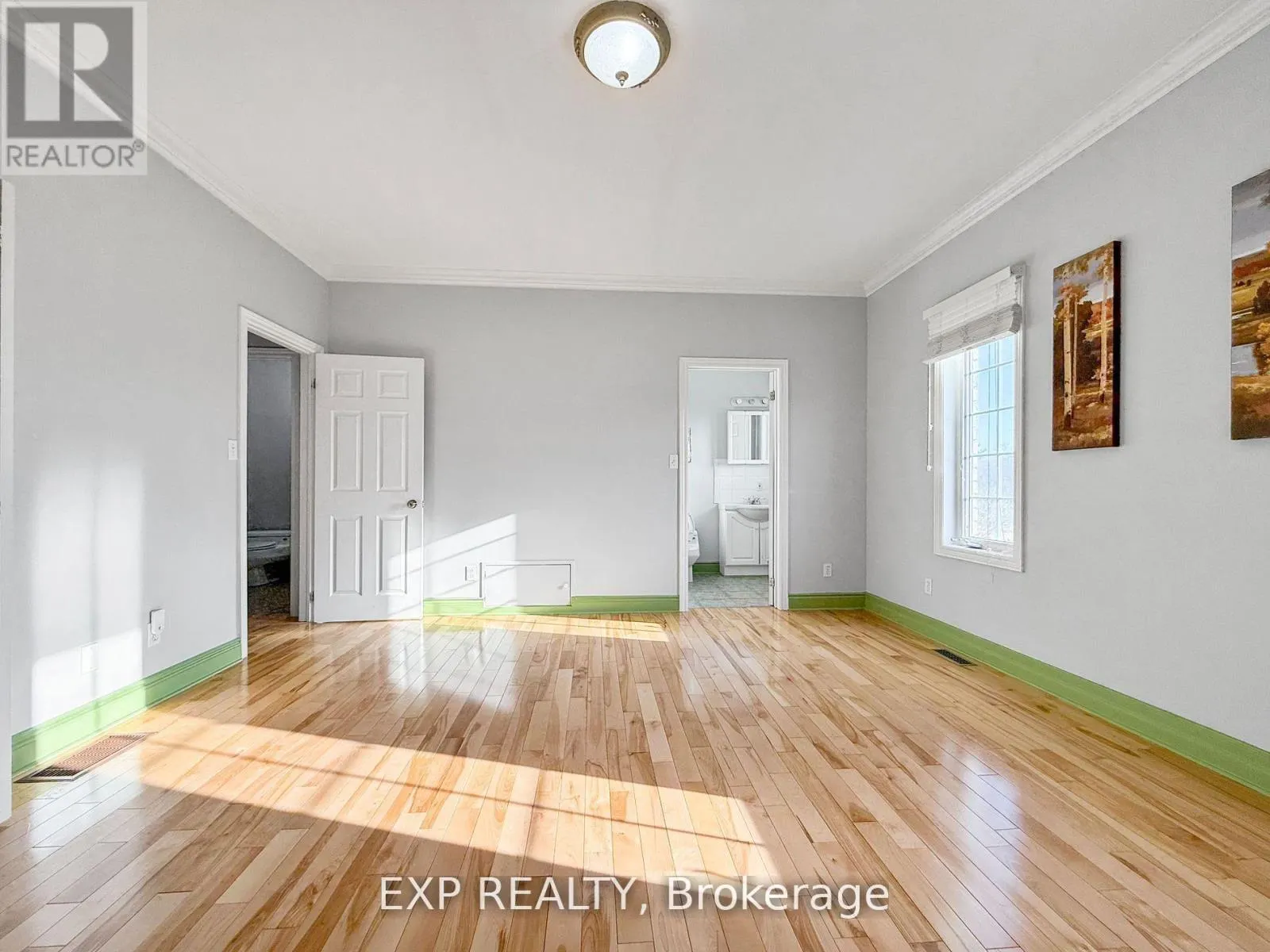 296 MONTGOMERY ROAD