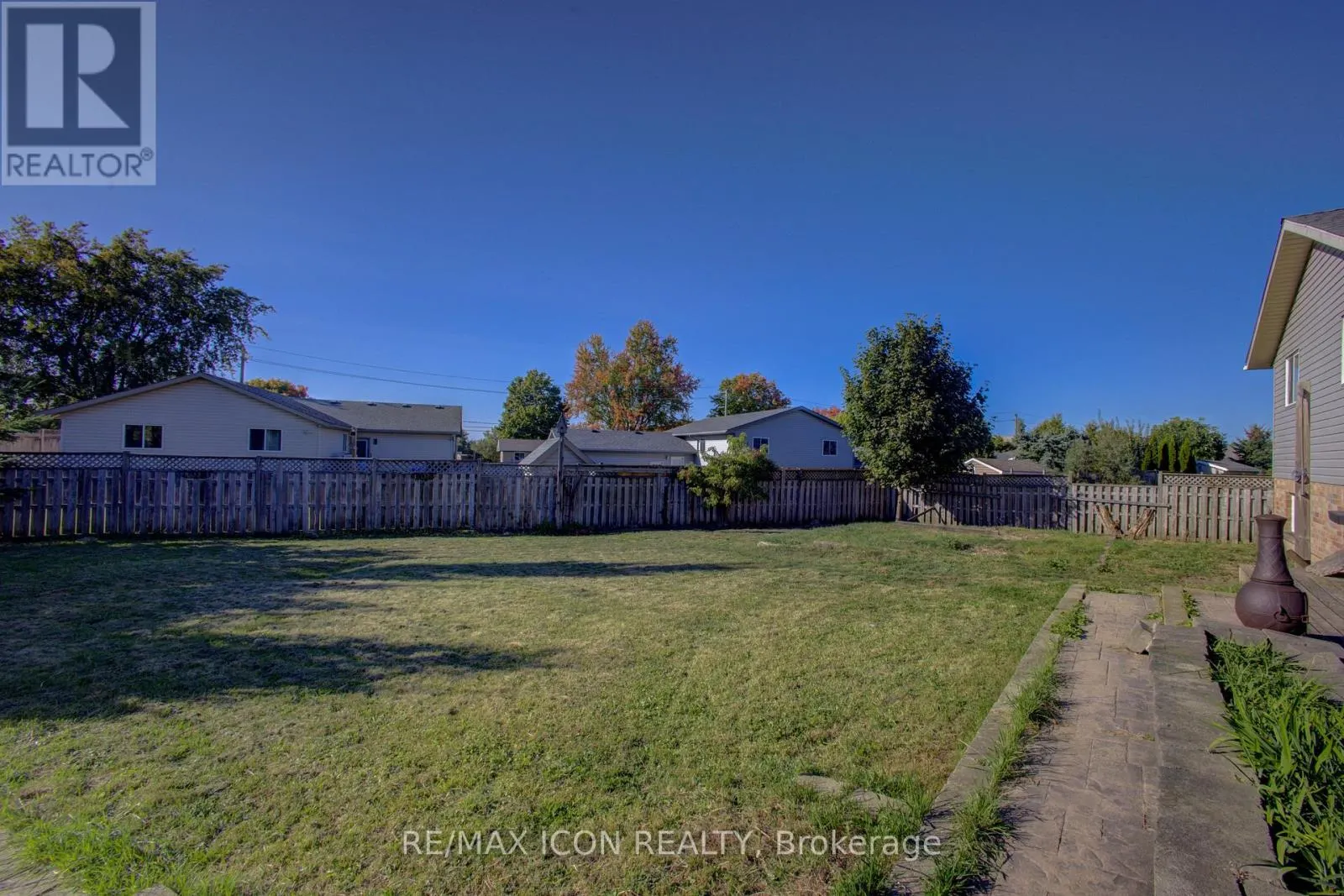 105 CONNERY ROAD