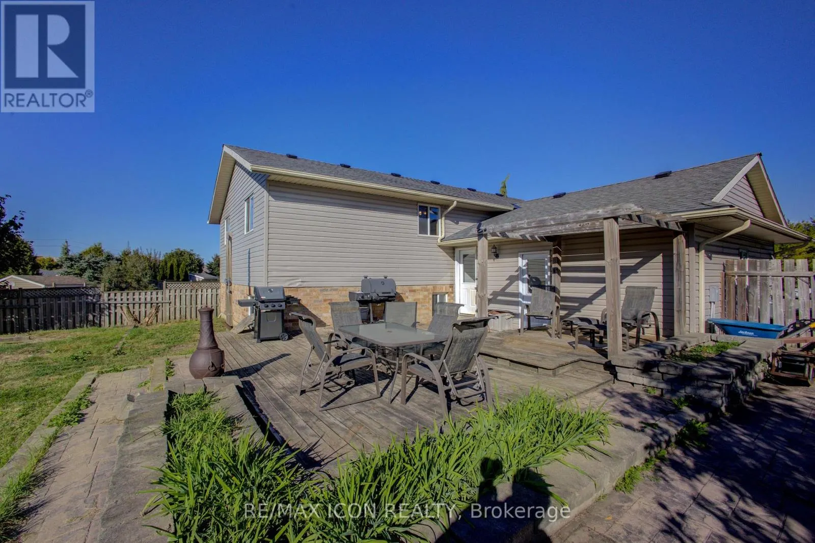 105 CONNERY ROAD