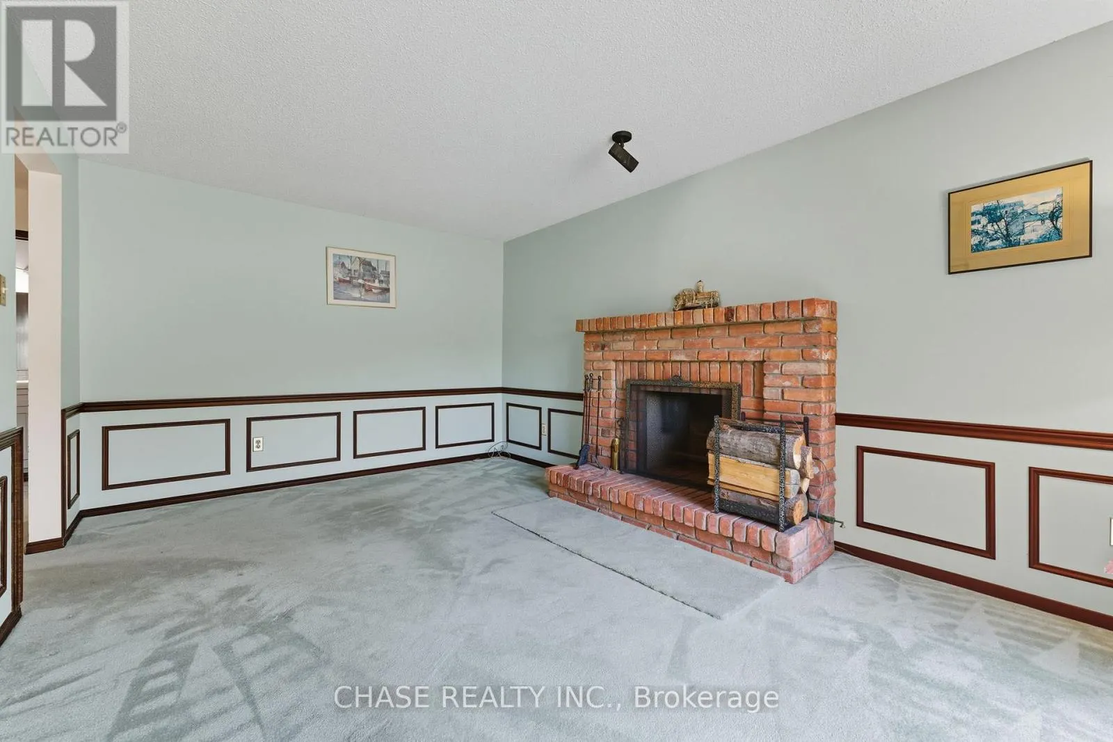 67 FORESTVIEW DRIVE