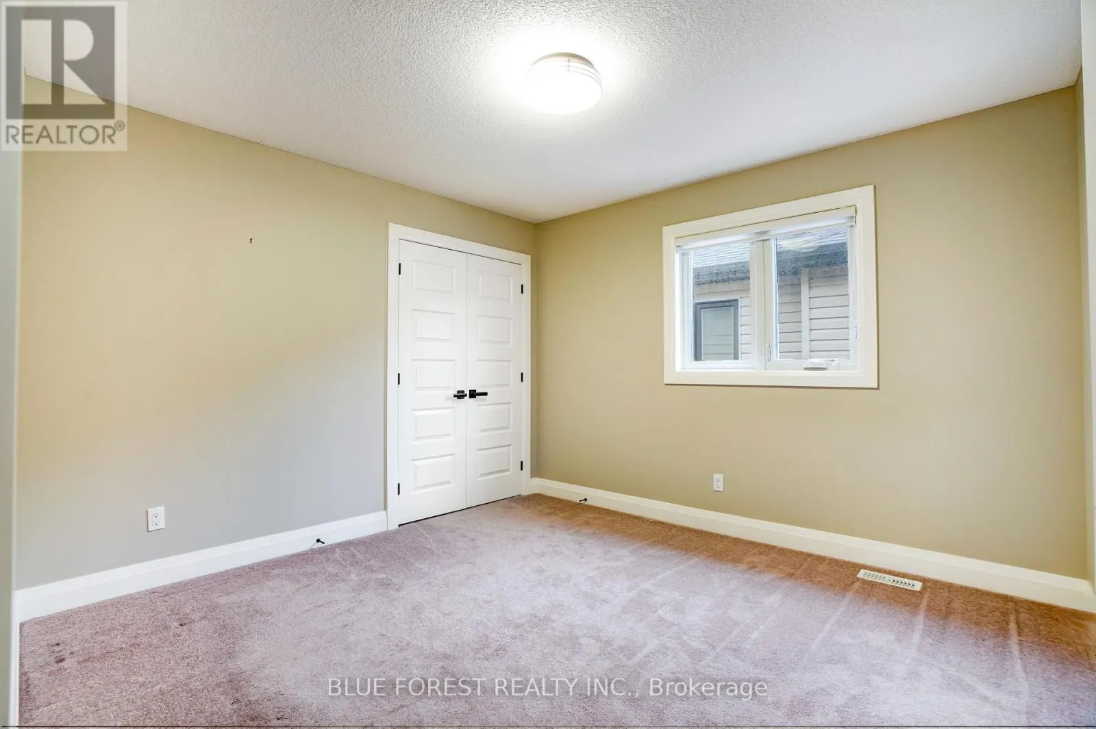 1511 NORTH WENIGE DRIVE