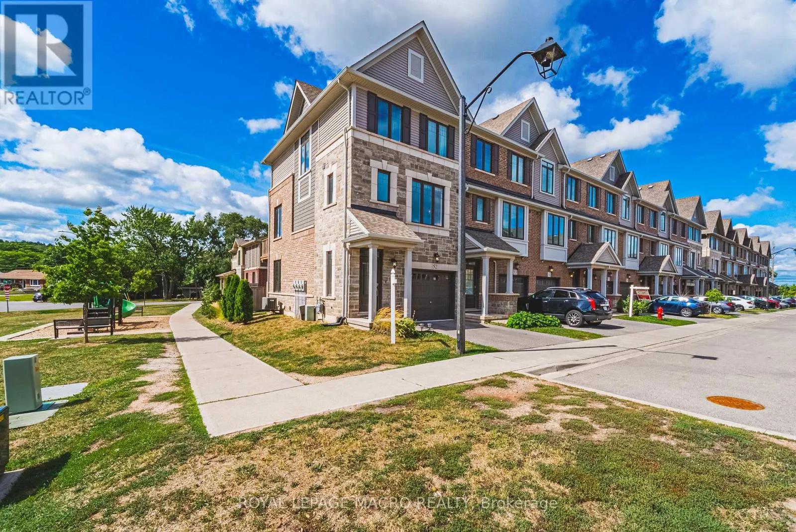 52 - 288 GLOVER ROAD