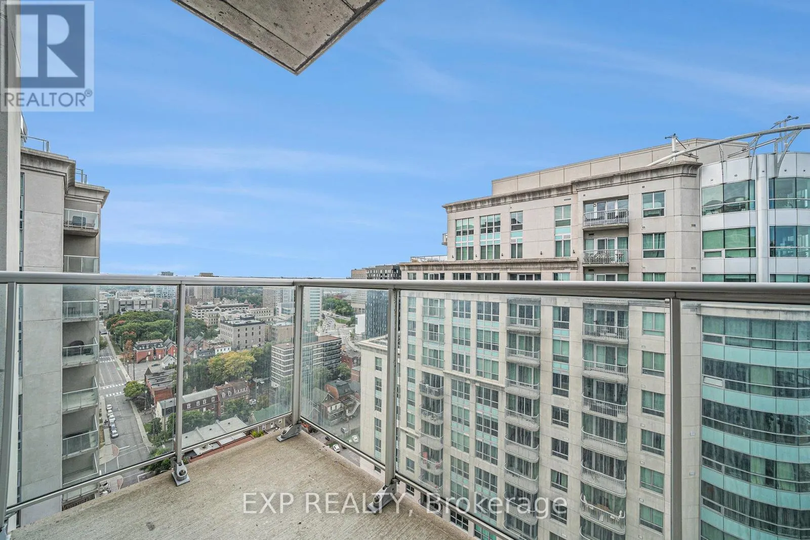 2509 - 242 RIDEAU STREET