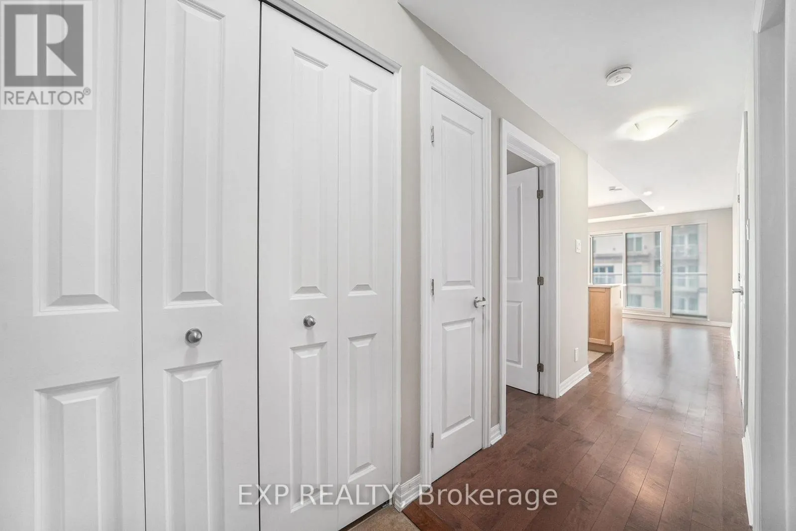 2509 - 242 RIDEAU STREET