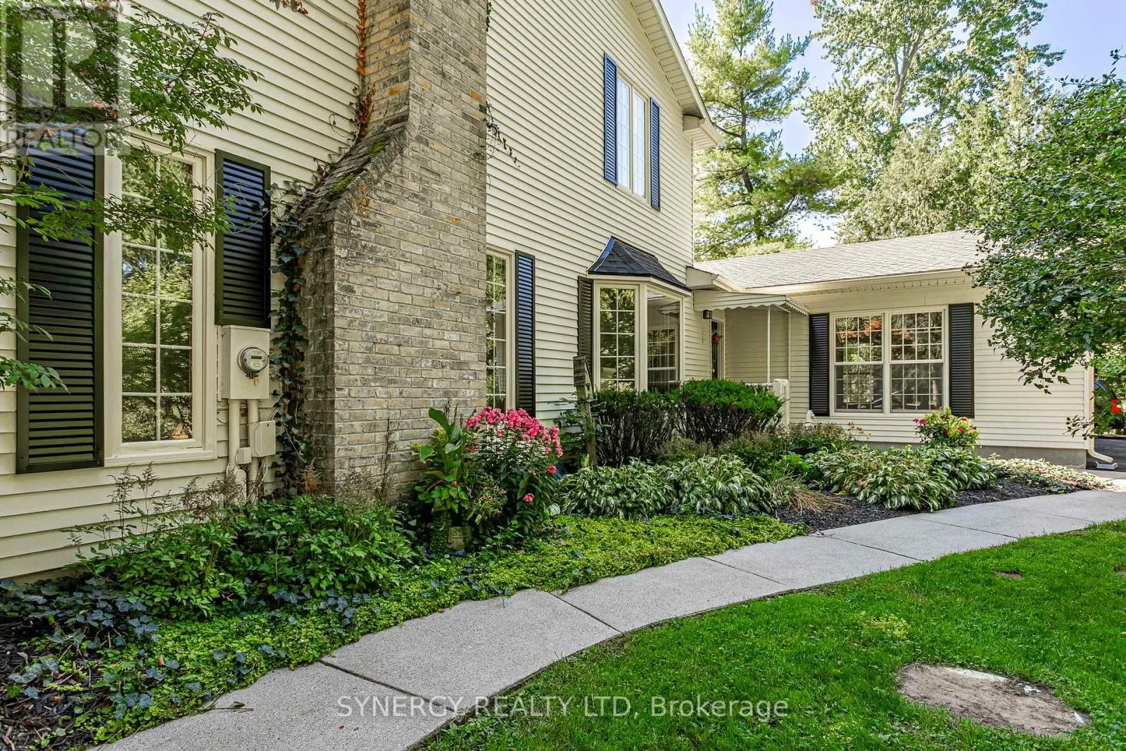 1 LANSDOWNE PARK CRESCENT