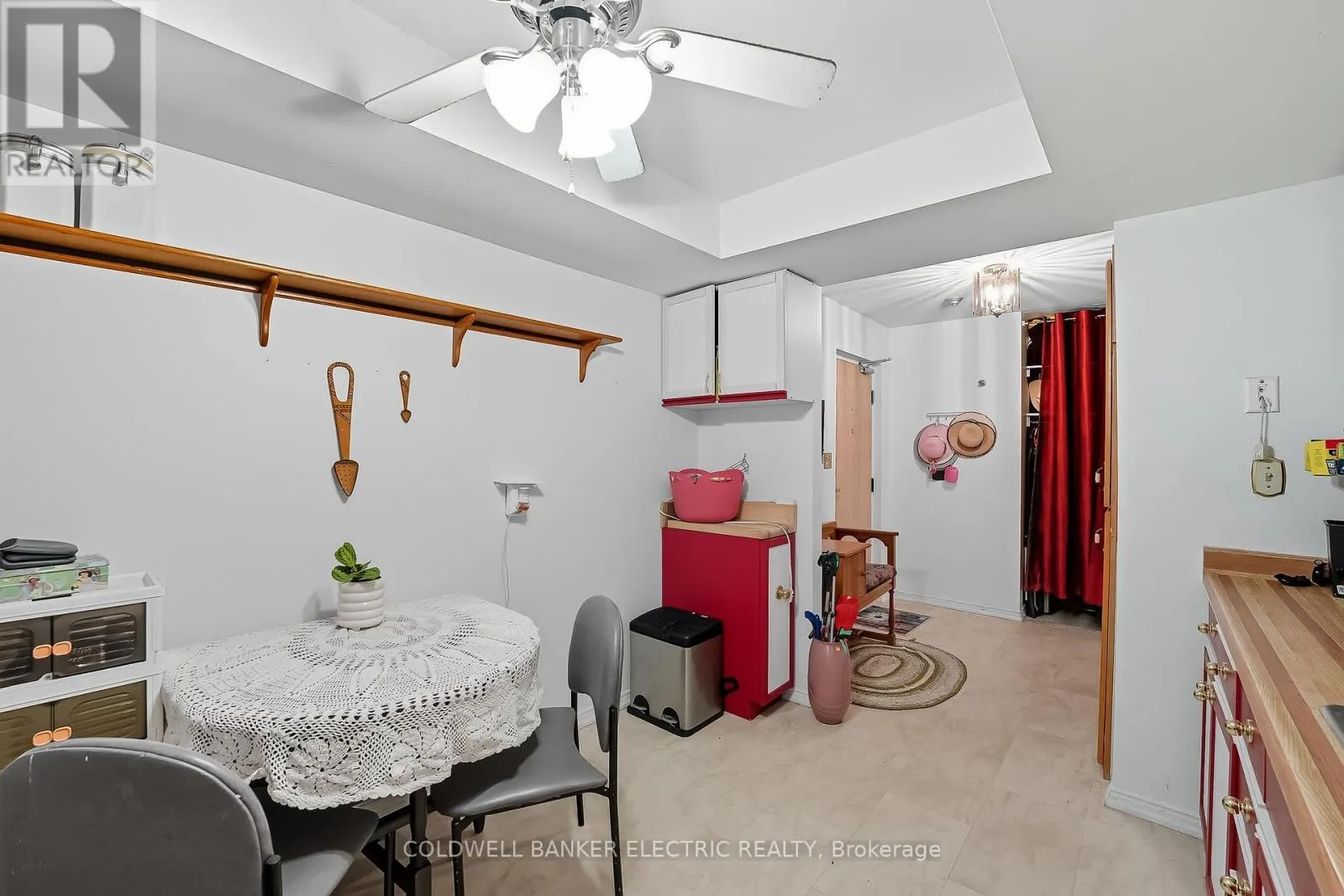301 - 1 HERITAGE WAY, #301