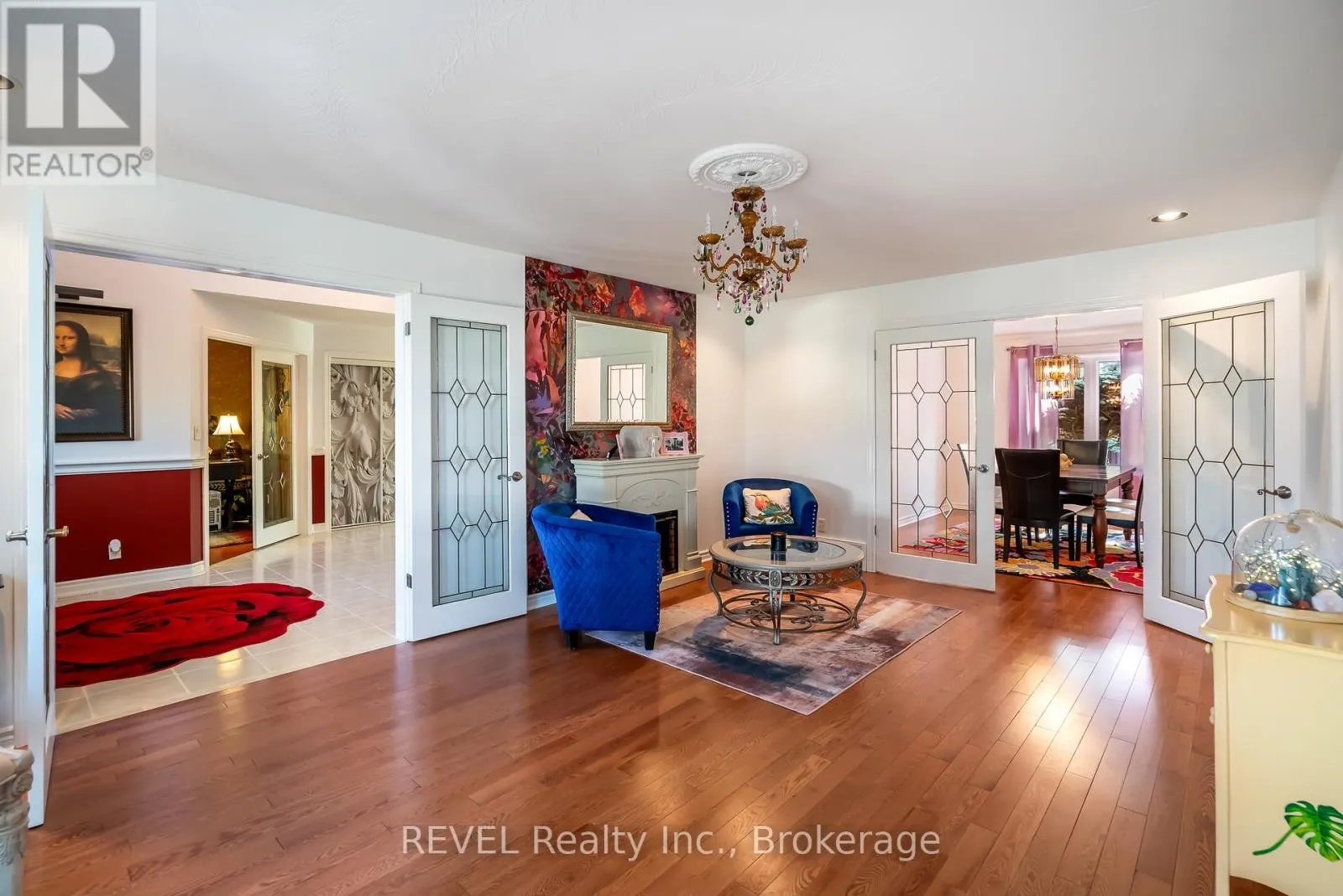23 GREEN MEADOW CRESCENT
